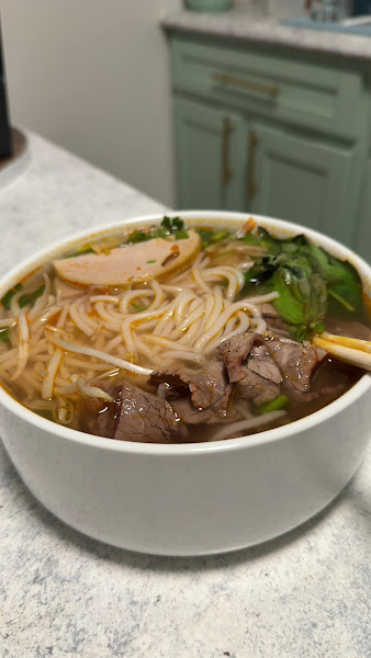Pho & Cafe Anh Hong 3