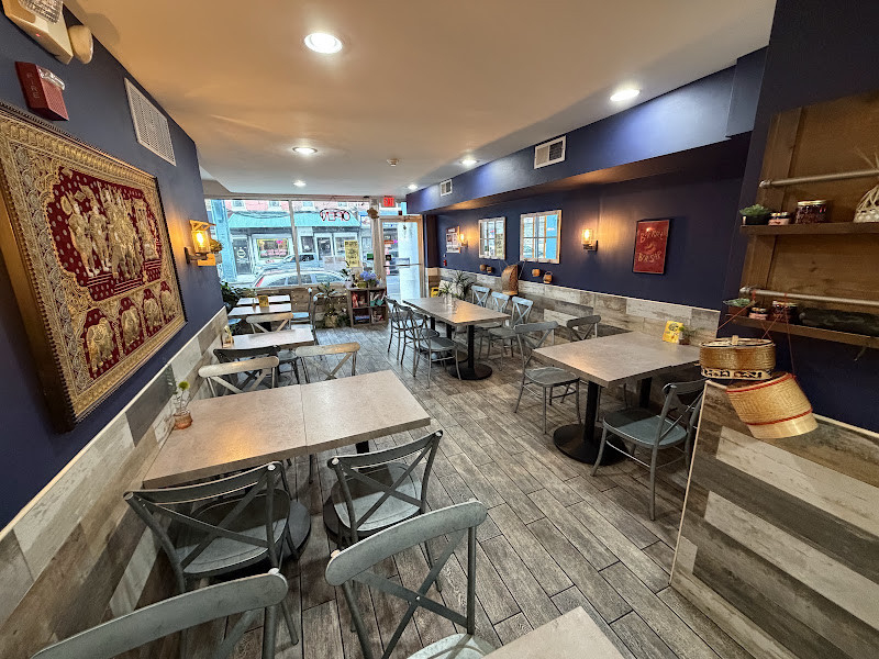 Vientiane Bistro 5