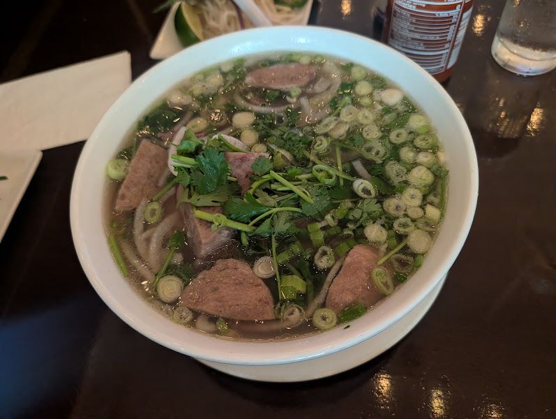 Le Viet 4