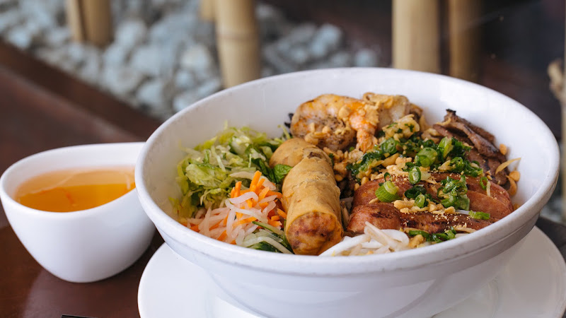Le Viet 5