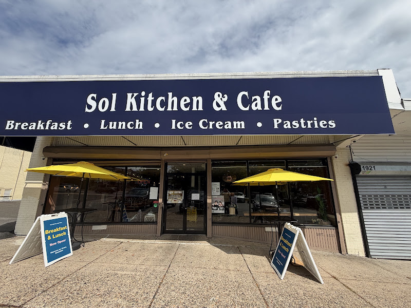 Sol Kitchen & Cafe 2