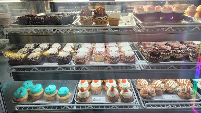 Sweet Box Bakery 4
