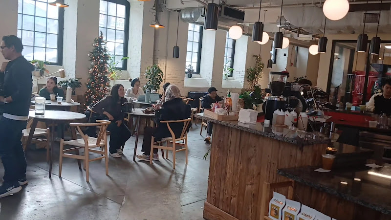 Càphê Roasters 3