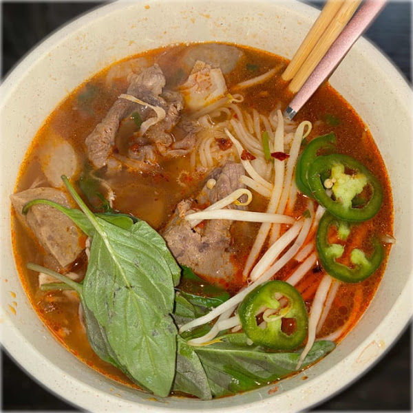 Phở & Café Saigon 5