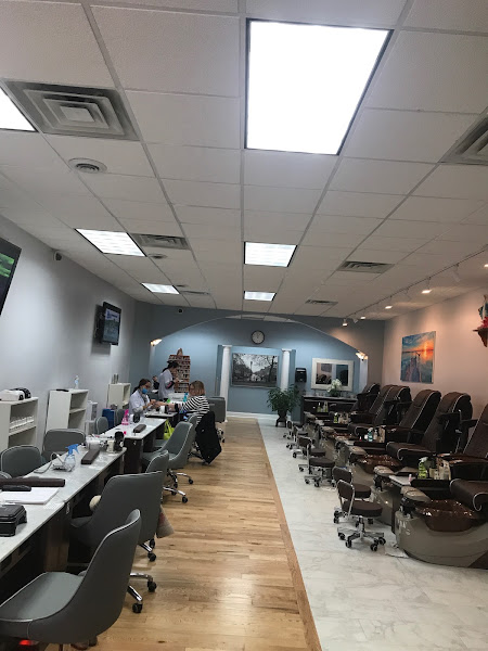 Queen Nails & Spa 2
