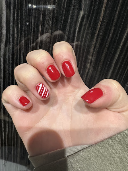 Seven Nail Salon