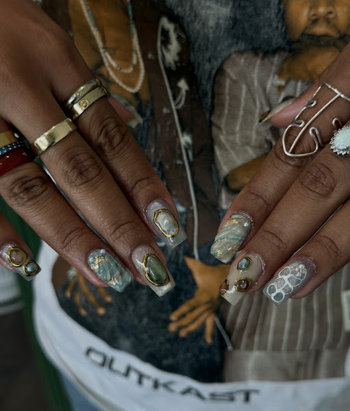 Brand Nail Studio 2