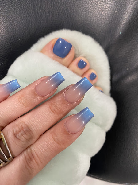 Brand Nail Studio 4