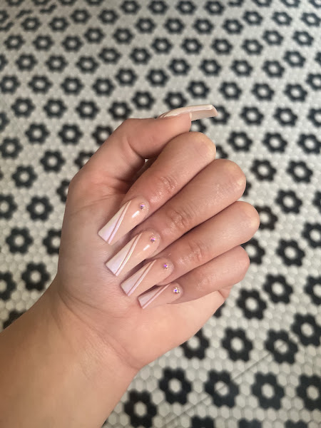 House Of Bling Nail Boutique 4