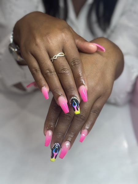 Red Lotus Spa & Nails LLC 4