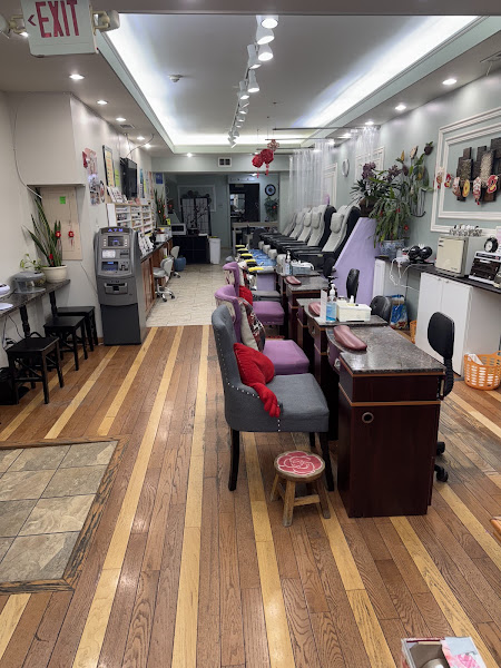 Y Genesis 2 nail salon 3