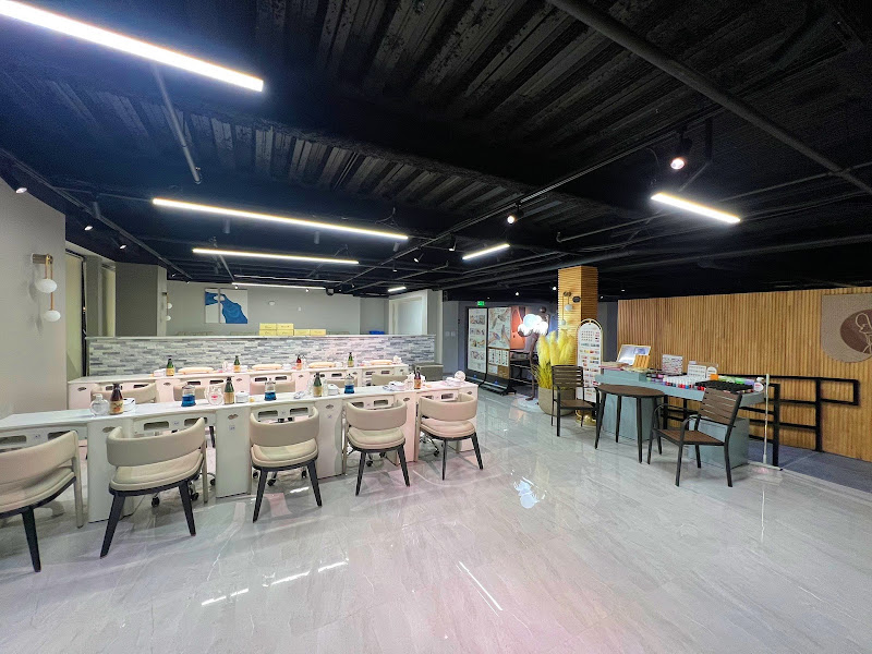 The C Room nails & spa