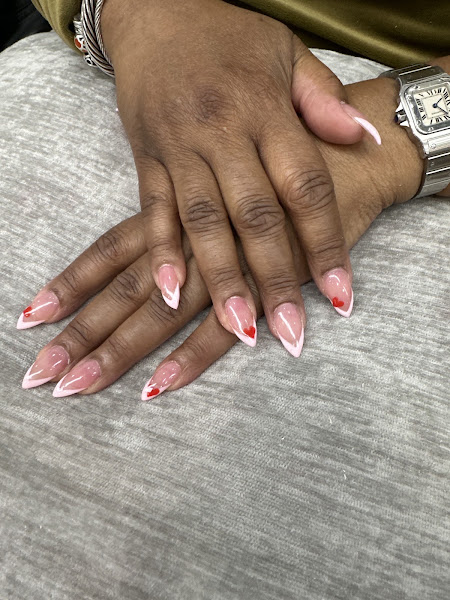 Christie's Nails Salon 4