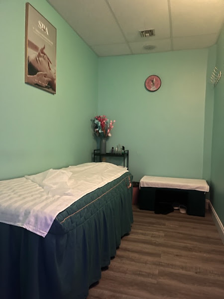 QUEENS SPA 4