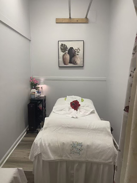 Ly Jen Massage & Spa 3