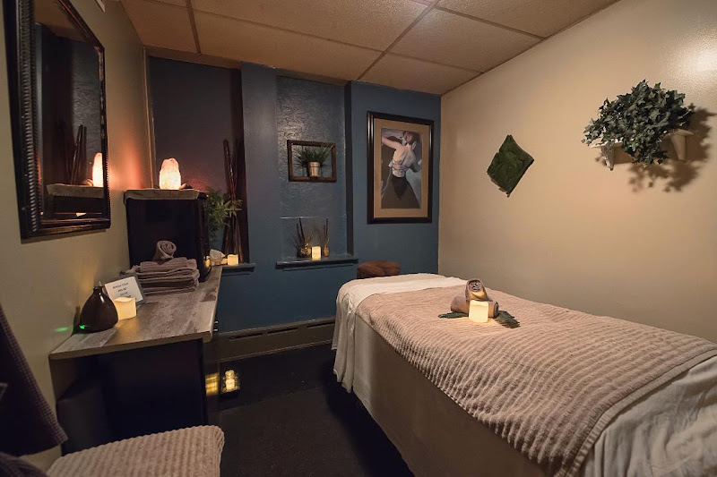 Hot Hands Massage & Facial Spa 5