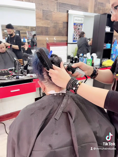 MRNU Hair Studio 3