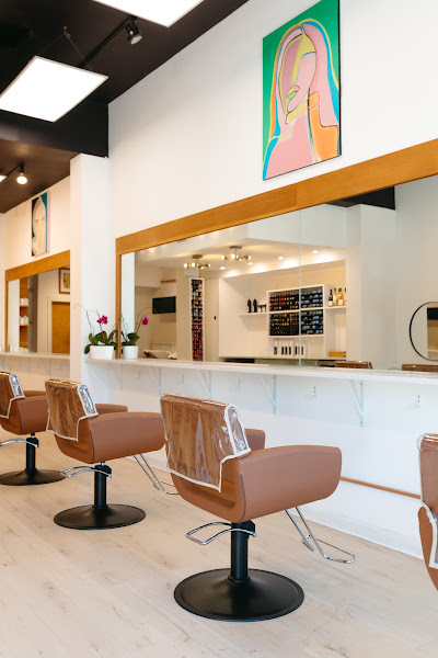 Salon Oko