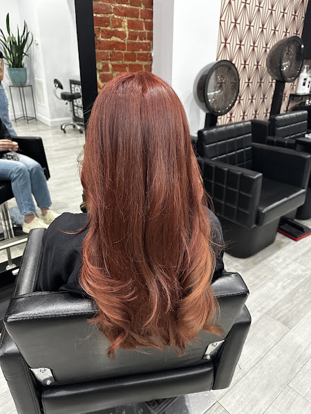 ME on 2ND Hair Salon 4
