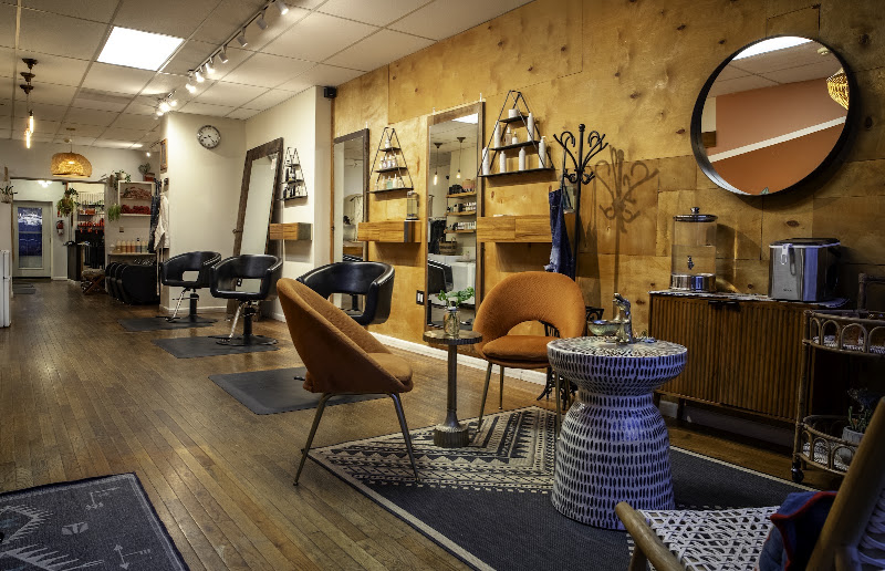 Mockingbird Salon 3