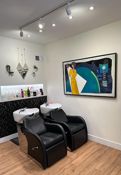 Ponoci Hair Studio 4