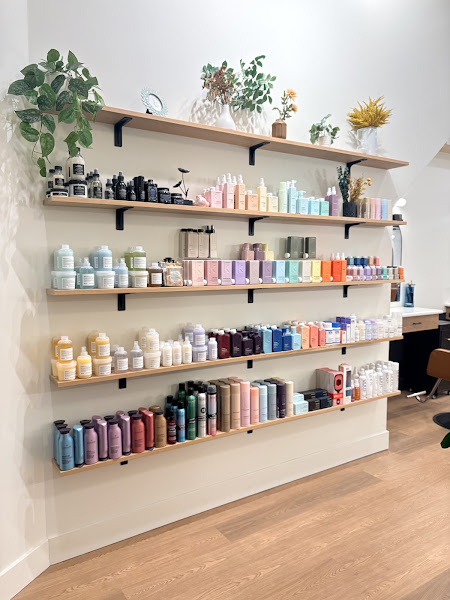 Volume Hair Studio