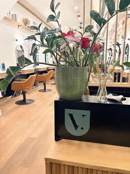 Volume Hair Studio 2