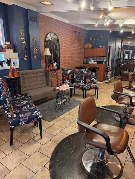 Hot Waves Salon 3