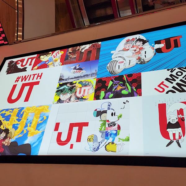 UNIQLO Chestnut Street 3
