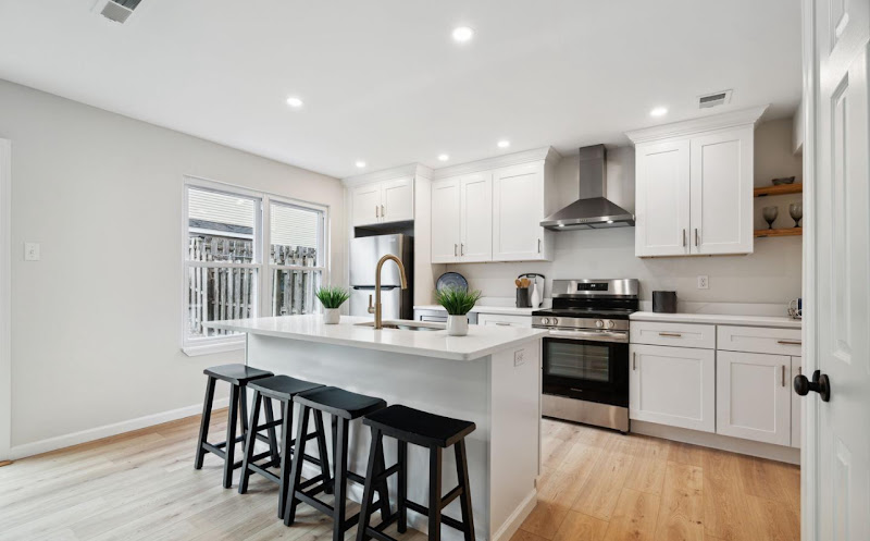 Vu Le - Keller Williams Real Estate