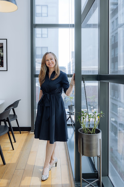 Naomi Kurzyna, REALTOR 3