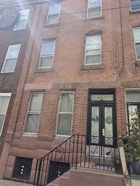 CENTURY 21 Advantage Gold: South Philadelphia 3