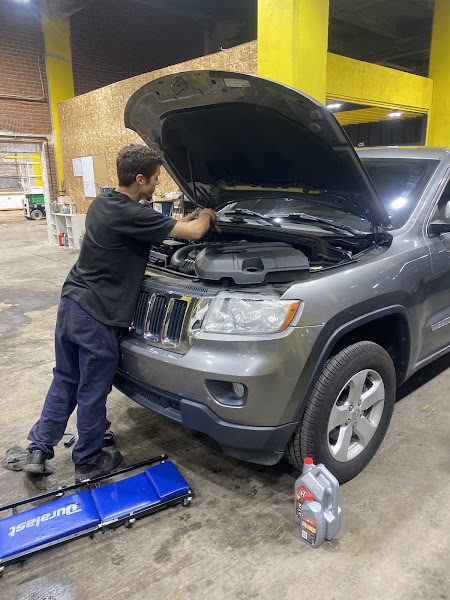 Ant’s Auto Repair and Tow 4