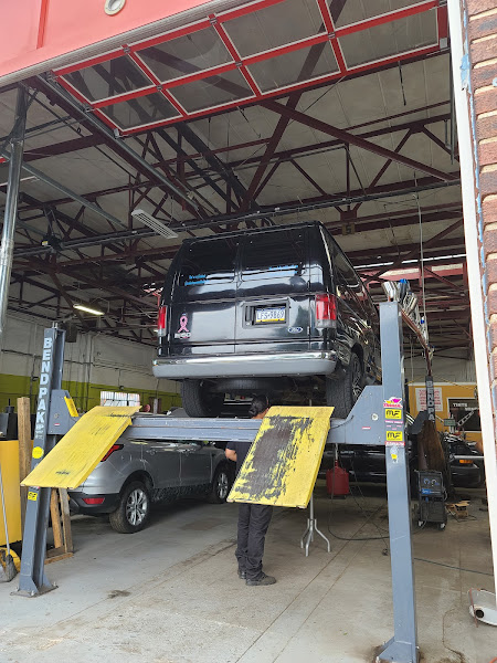 El Mundo Auto Repair 4