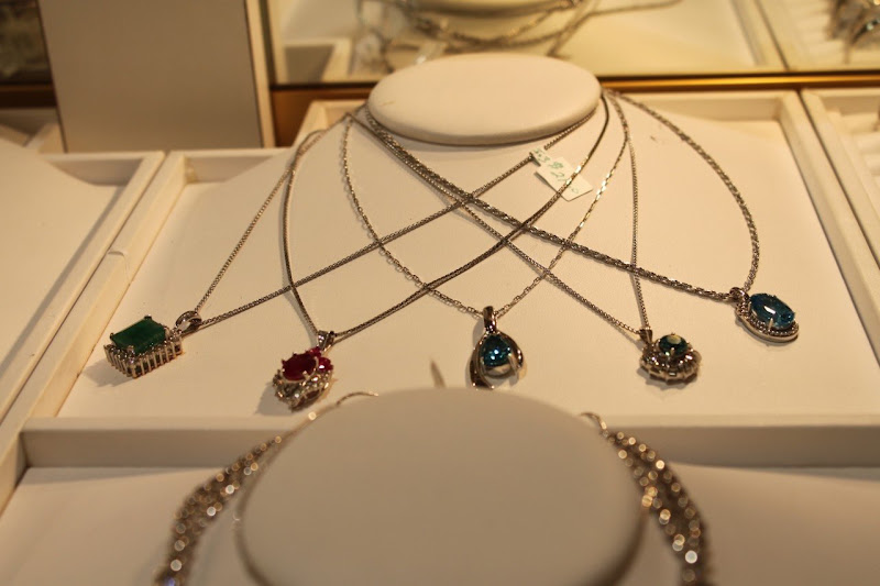 Angkor Jeweler 3