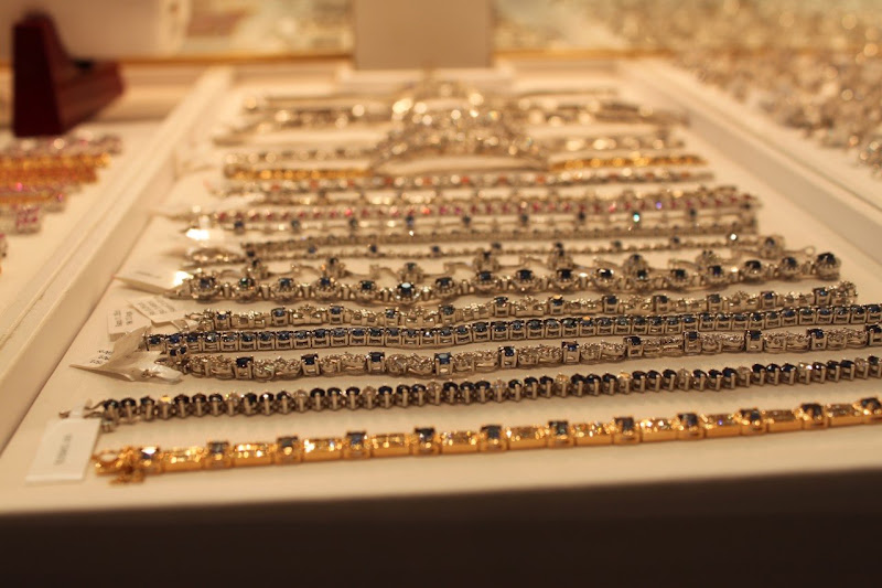 Angkor Jeweler 4