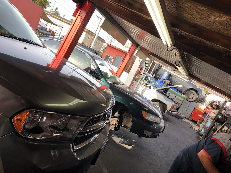 J & C Auto Mechanic 4