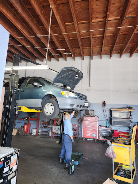 Andy's Auto Repair 5