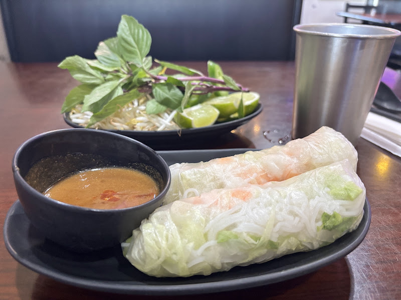 ViVi Pho - Glendale, CO 4