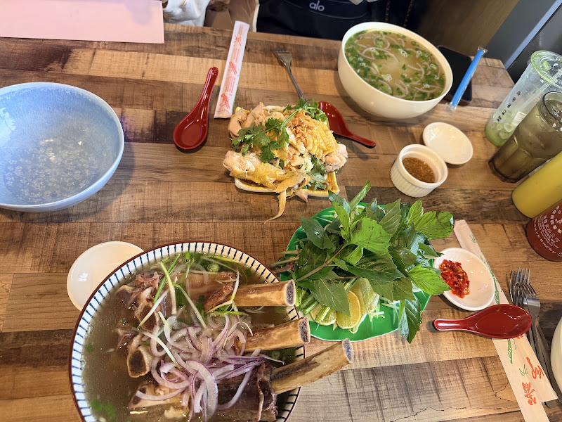 Fresh Phở 4