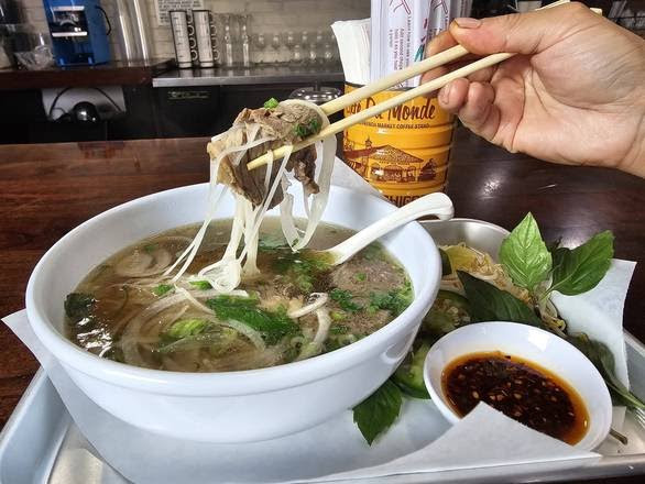Uptown Banh Mi & Pho 5