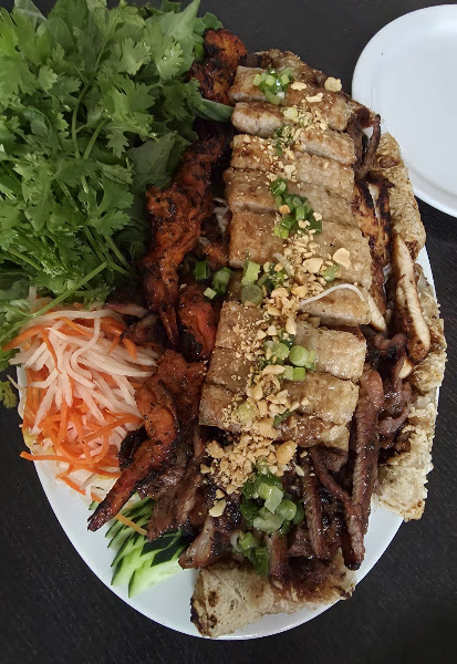 Golden Phở & Grill 4