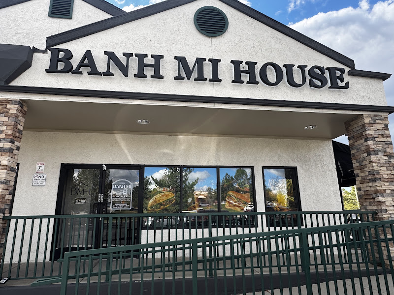 Banh Mi House