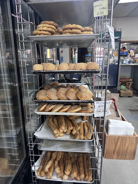 Vinh Xuong Bakery 4
