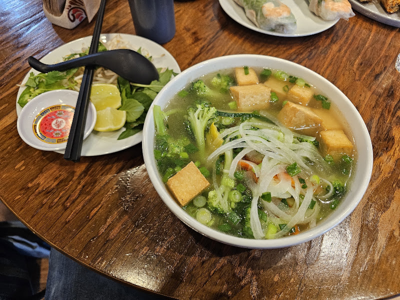 Little Raven Cafe: Asian & Mexican Eats 5