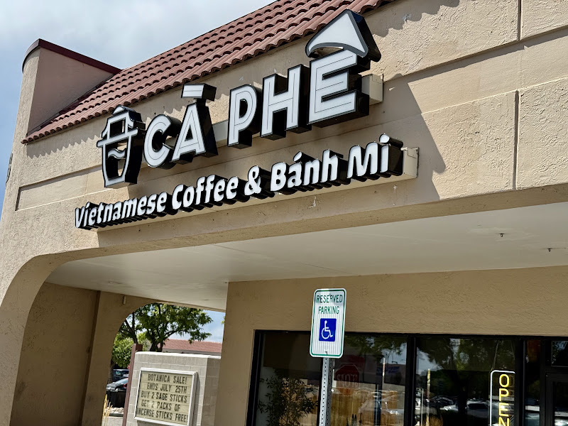 CA PHE, Vietnamese Coffee and Banh Mi 2