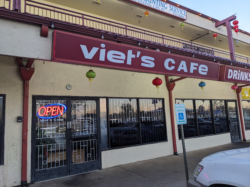 Viet's Restaurant