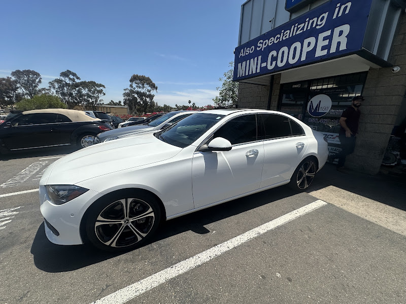Minsky Mercedes, BMW & More - Auto Repair 5