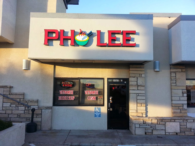 Pho Lee 2