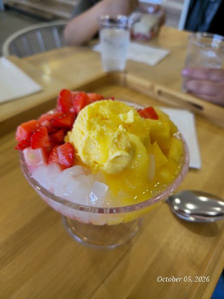 Mango Mango Dessert - Glendale 5